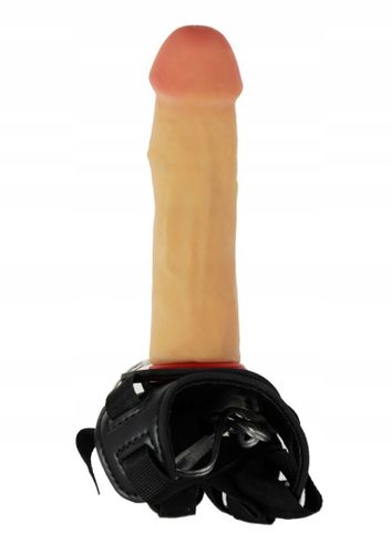 Wibrujący strap on na Arena.pl