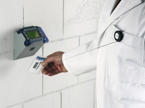 Durable Mechanizm ściągający do identyfikatorów 1 szt. na Arena.pl