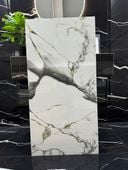 Gres biały marmur 120x60, złote i szare użylenie, REFLEKSY ZŁOTA - połysk