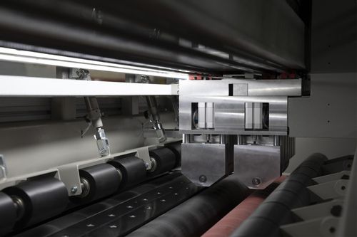 Maszyna do cięcia kartonów Holzing INTELPACK7 4 kW na Arena.pl