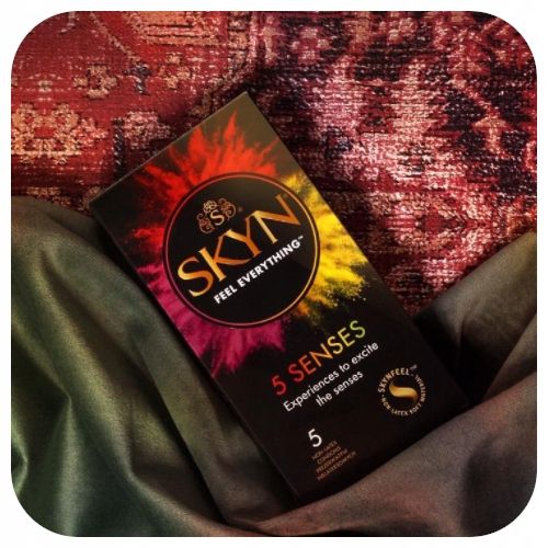 SKYN SENSES mix prezerwatywy potęgujące orgazm z wypustkami 10 szt. zdjęcie 5