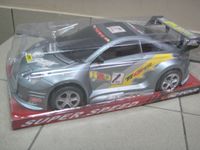 auto sportowe z napędem w kloszu G057397