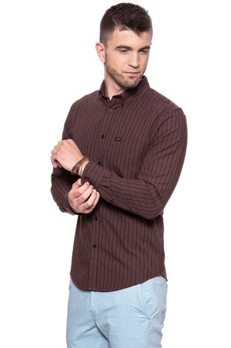 LEE BUTTON DOWN AUBERGINE L880ZMKA L na Arena.pl