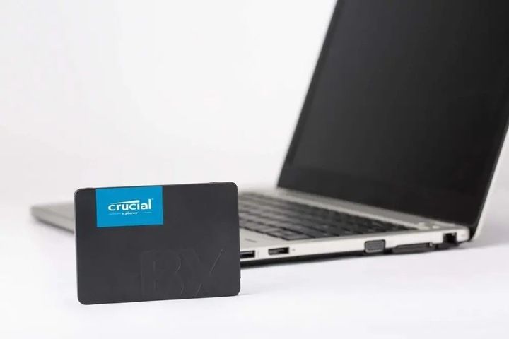 Dysk CRUCIAL BX500 240GB SSD zdjęcie 4