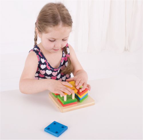 UKŁADANKA motoryczna PIRAMIDKI KSZTAŁTY drewniana na Arena.pl