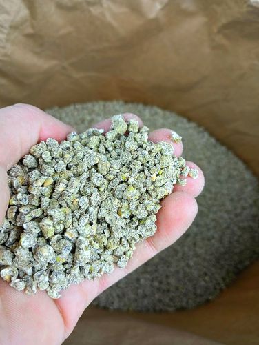 PASZA DLA KUR NIOSEK 25KG KARMA DLA KUR NIOSEK WITAMINY Z POKRZYWĄ I MIĘTĄ na Arena.pl