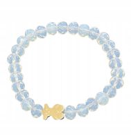 Bransoletka z mlecznych fasetowanych koralików z przekładką miś