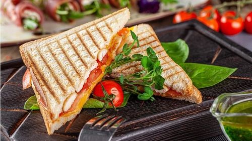 OPIEKACZ DO KANAPEK TOSTER TYP GRILL DO CHRUPIĄCYCH TOSTÓW SANDWICH na Arena.pl