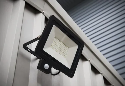 Lampa Naświetlacz LED 100W z czujnik ruchu i zmierzchu Halogen SuperLED na Arena.pl