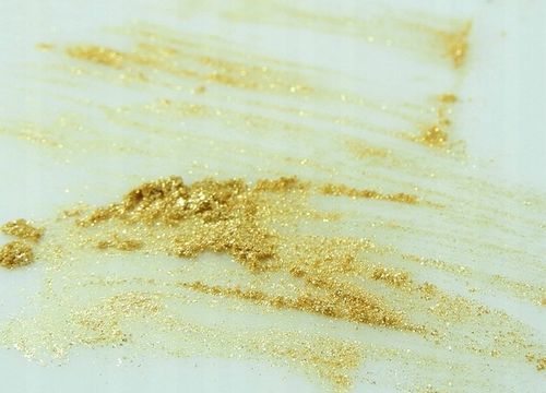 BARWNIK SPOŻYWCZY ZŁOTY JADALNY DO TORTU 6g na Arena.pl