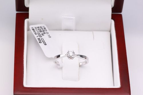 Złoty pierścionek PBD1517 - Diament na Arena.pl