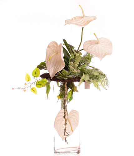 Anturium w wazonie kompozycja na Arena.pl