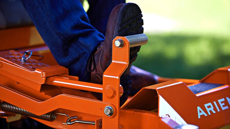 TRAKTOREK ARIENS APEX 48" ZERO-SKRĘT TRAKTOREK OGRODOWY KOSIARKA SAMOJEZDNA SPALINOWA DO TRAWY ZERO TURN 122cm KAWASAKI FR691 23KM PREMIUM V-TWIN dwa cylindry 991316 - OFICJALNY DYSTRYBUTOR - AUTORYZOWANY DEALER ARIENS zdjęcie 40