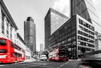 FOTOTAPETA WIDOK CZERWONY AUTOBUS ULICA BUDYNKI