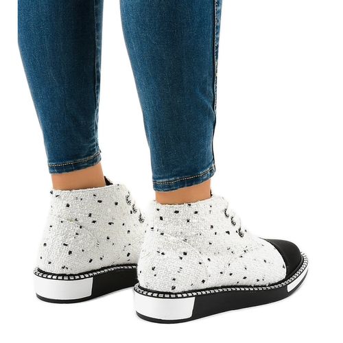 Białe sznurowane botki TS1811 r.41 na Arena.pl