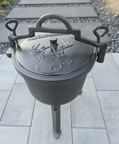 Kociołek żeliwny myśliwski 8 litrów na Arena.pl