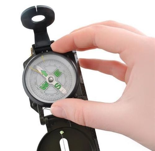 Kompas militarny na Arena.pl