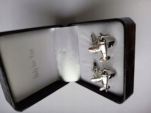 Srebrne spinki do mankietów Samolot na Arena.pl