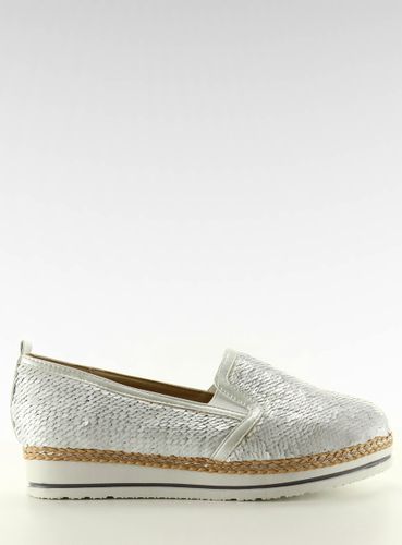 Slip-on fish scales 6070 White - 41 na Arena.pl