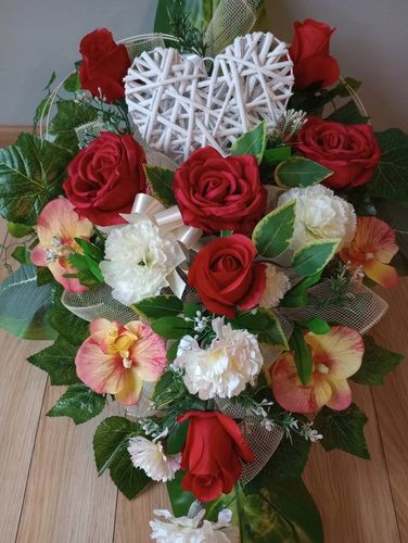 Stroik na cmentarz GRÓB kompozycja SERCE WIKLINOWE na Arena.pl