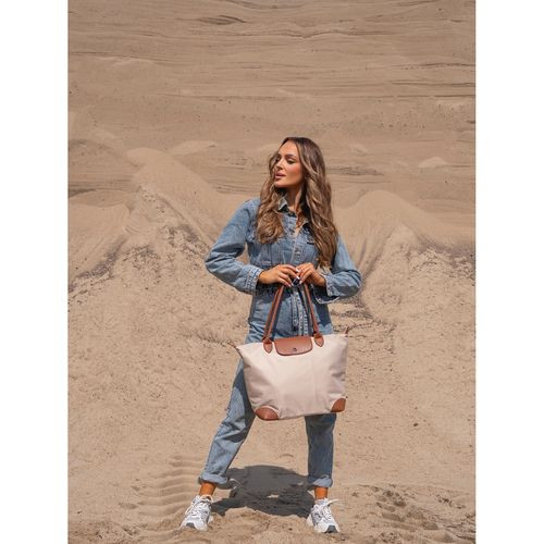 beżowa shopperka damska wykonana z poliestru, zawieszona na Arena.pl