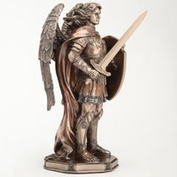 Figurka rzeźba Archanioł Święty Michał z tarczą i mieczem Veronese WU78357