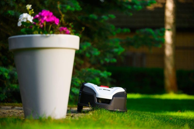 CEDRUS M12+ ROBOT KOSZĄCY KOSIARKA AUTOMATYCZNA DO TRAWY C-MOW 1200m2 - OFICJALNY DYSTRYBUTOR - AUTORYZOWANY DEALER CEDRUS zdjęcie 67