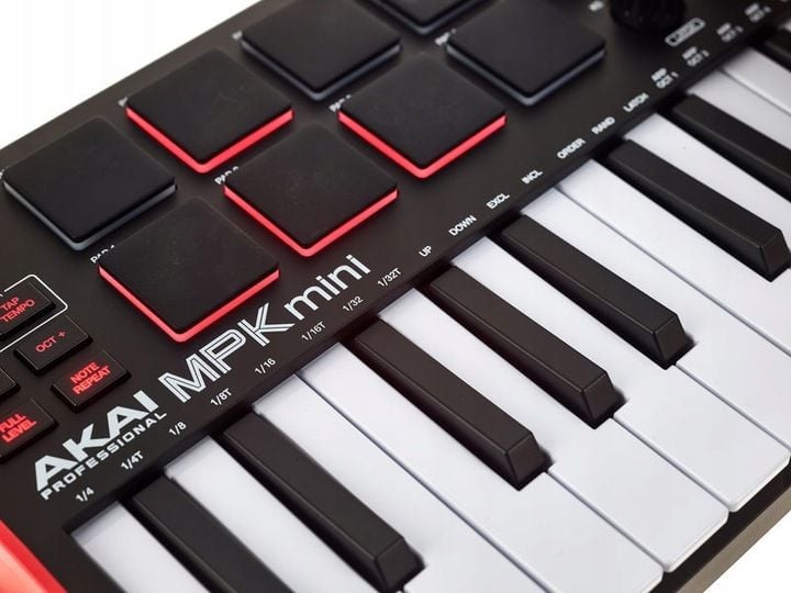 Akai MPK Mini MK3 Klawiatura sterująca USB + Software MPC Beats CMP Starter zdjęcie 14
