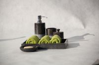 Zestaw łazienkowy z kamienia czarny