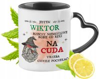 Dla Wiktora Kubek Czarny Z Uszkiem W Kształcie Serca Na Prezent Z Nadrukiem