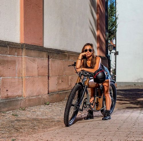 Livall BH51M Neo Smart Kask Miejski Bluetooth LED/SOS Roz. L na Arena.pl