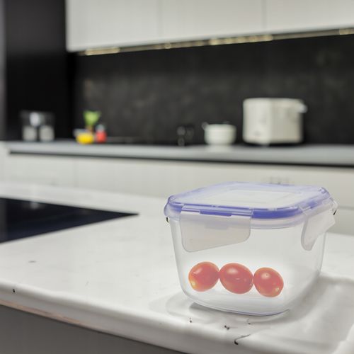 PLASTIKOWY POJEMNIK Z POKRYWKĄ NA ŻYWNOŚĆ ZAMYKANA MISKA 1,5L na Arena.pl