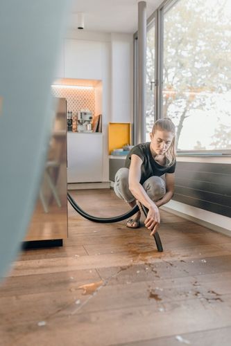 ODKURZACZ PRZEMYSŁOWY KARCHER KWD 6 PREMIUM 1300 W gniazdo elektronarzędzi na Arena.pl