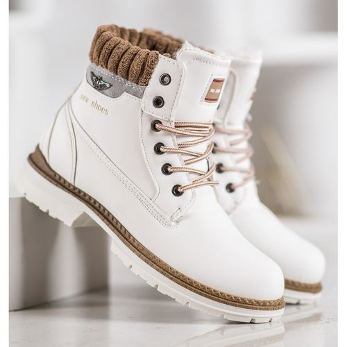 Białe Trapery r.37 na Arena.pl