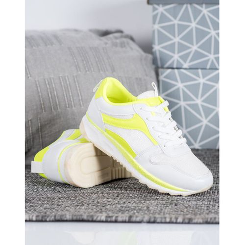 Wiązane Białe Buty r.36 na Arena.pl