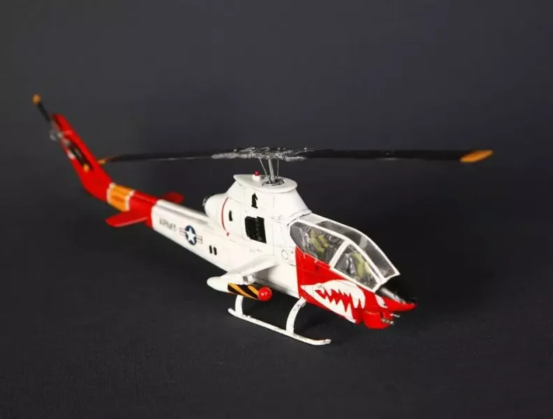 AH-1G Artic Cobra, B-01, 1:72 zdjęcie 4