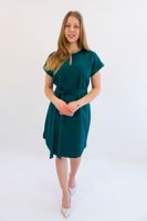 Elegancka Sukienka z Paskiem Camilla Butelkowa Zieleń 38