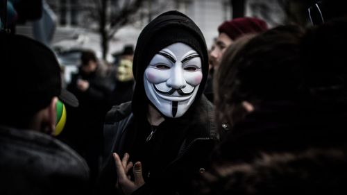 rr5 maska anonymous vendetta stop acta halloween na Arena.pl