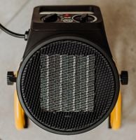 NAGRZEWNICA ELEKTRYCZNA DMUCHAWA FARELKA 2000W GRZEJNIK TERMOSTAT MALAGA