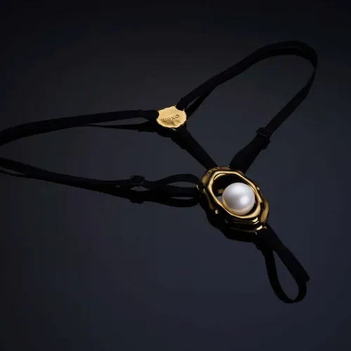 moist eyes g-string clitoral jewelry with bead stimulator upko na Arena.pl