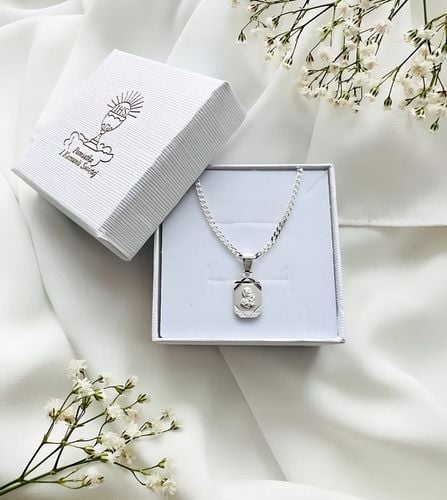 Łańcuszek srebrny Medalik komunijny MATKA BOSKA na Komunię czy Chrzest 45cm na Arena.pl