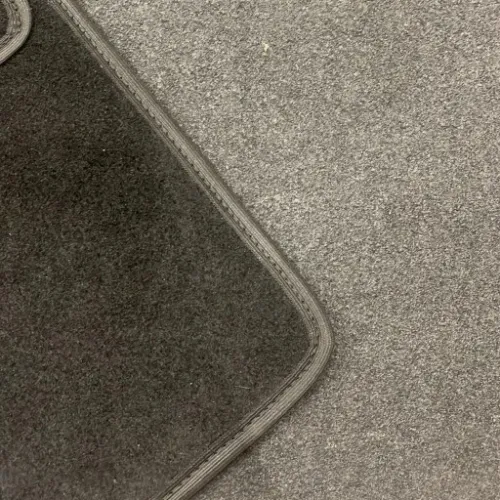 DYWANIKI WELUROWE PRZEDNIE na Arena.pl