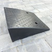 Najazd krawężnik podjazd krawężnikowy 18cm PR-18GC