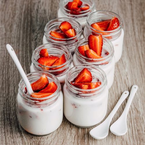 JOGURTOWNICA Z TERMOSTATEM 9 SŁOIKÓW BROWIN 1,7l 801018 na Arena.pl