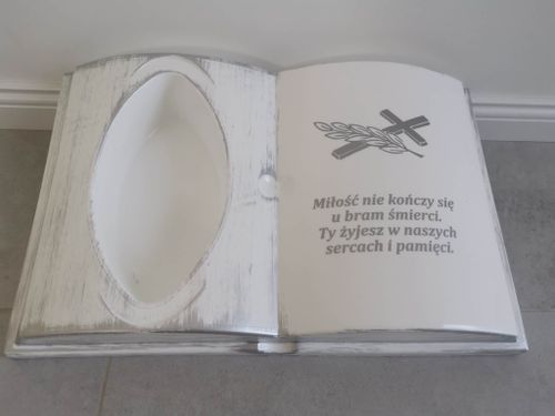 KSIĘGA na grób Podkład do stroików sztucznych Biała ze srebrnym na Arena.pl