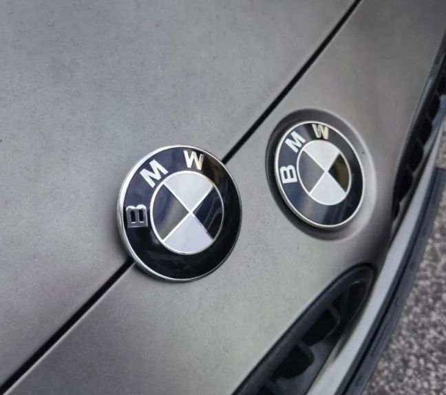 BMW EMBLEMAT Znaczek przód tył CZARNY KOMPLET 82mm +74mm E46 E60 F10 X3 X5 zdjęcie 4