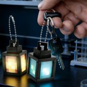 Lampka nocna w stylu pixel, ładowalna mini lampka, breloczek, gadżet do gier Mc