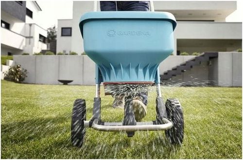 Siewnik rozsiewacz do nawozów trawy soli XL Gardena 0436 na Arena.pl