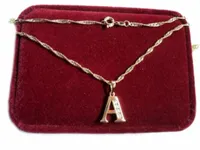 Złoty łańcuszek litera A literka naszyjnik