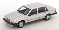TRIPLE9 VOLVO 760 1985 Silver 1:18 PROMOCJA